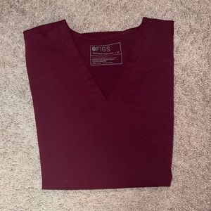 FIGS women’s burgundy Casma three-pocket scrub top - medium